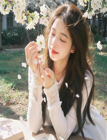 探索《午夜狂奔》的奥秘：隐藏细节与深层意义