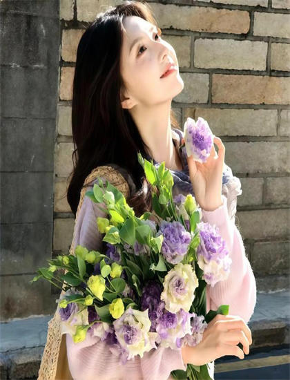 《彩云深处2020》的技术突破：后期制作实现推动行业发展的技术创新 为电影艺术注入新活力